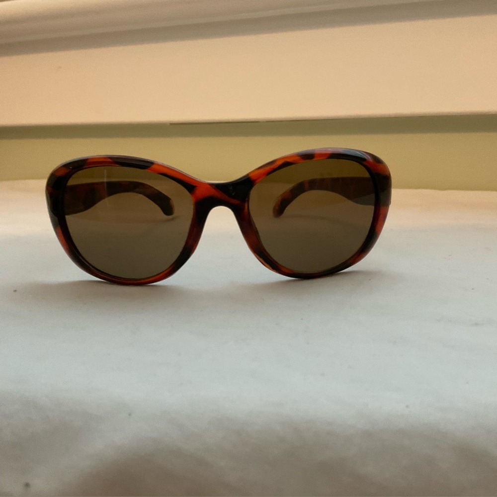 Stylish Tortoiseshell Sunglasses
